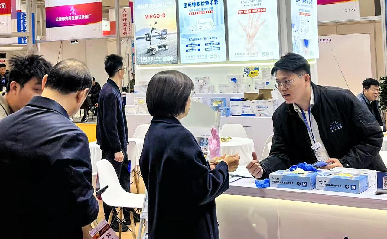 巅峰国际官网亮相第52届中国国际医疗器械（山东）展览会