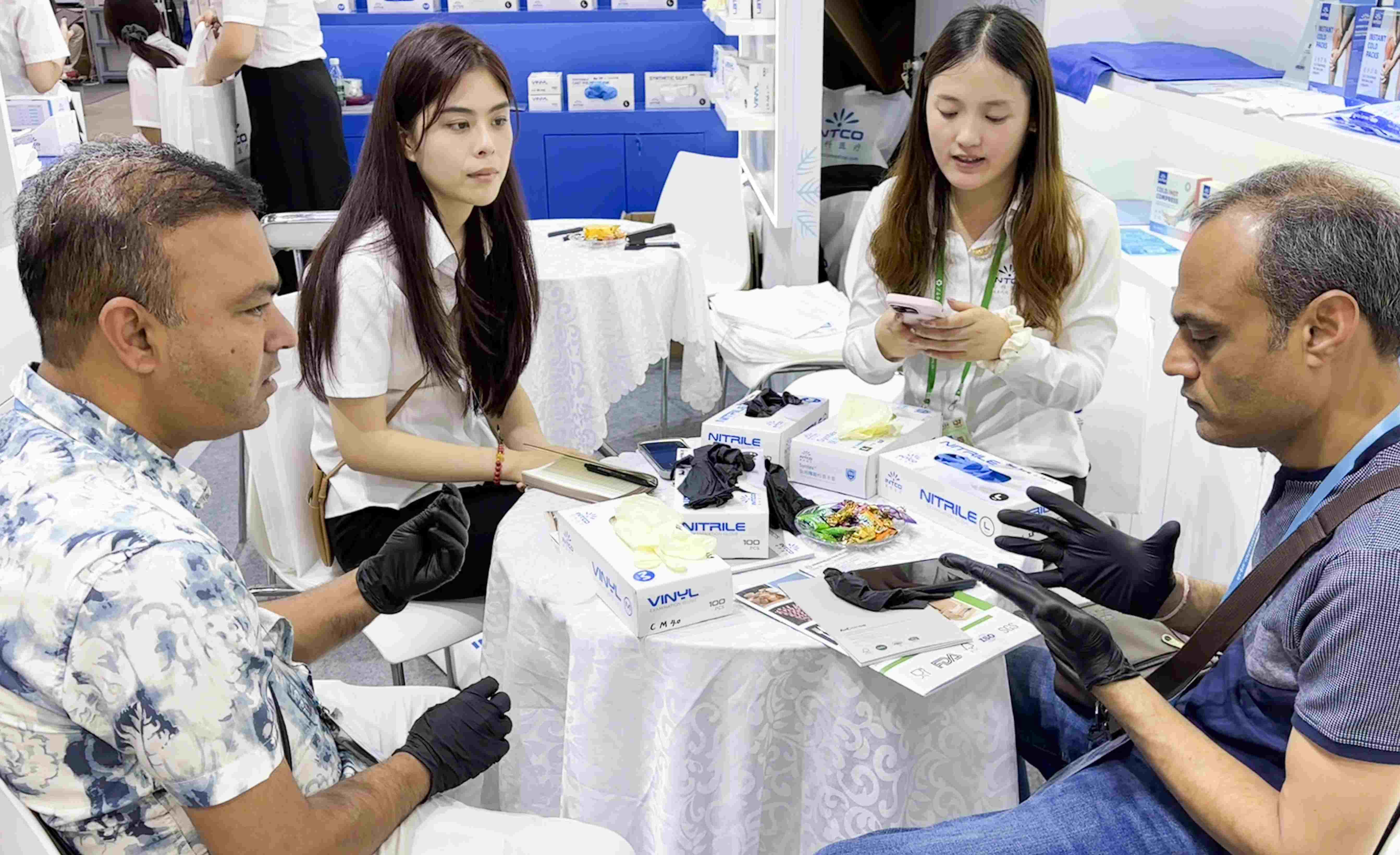 巅峰国际官网亮相第137届中国进出口商品买卖会（二期）